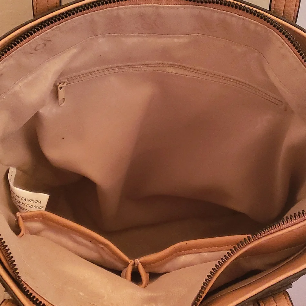 Jones New York Evalina Tote Bag - Picture 4 of 10